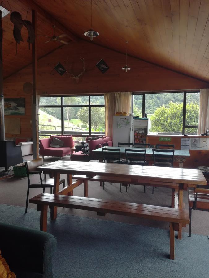 Junohall Backpackers Cavernas de Waitomo Exterior foto