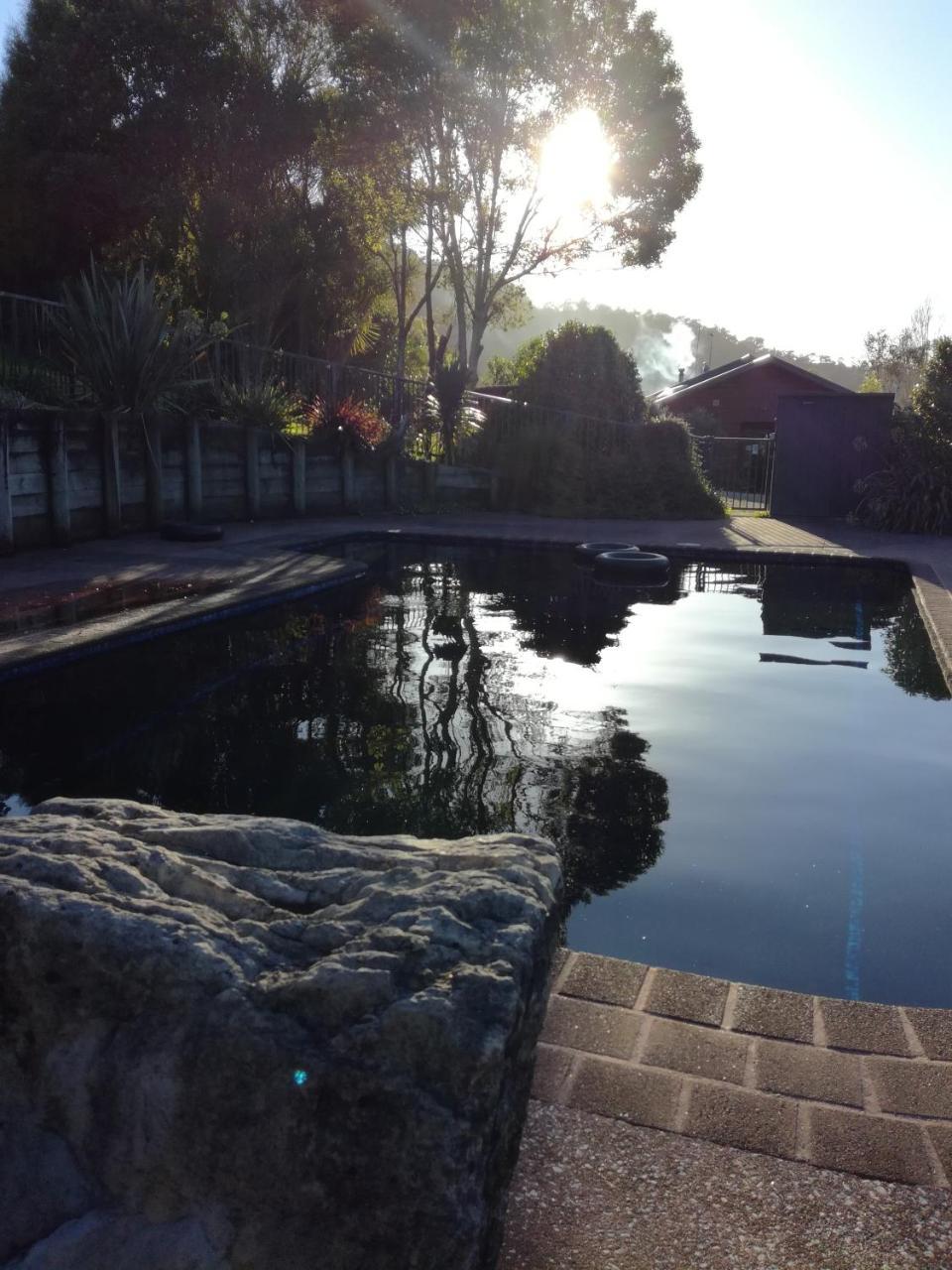 Junohall Backpackers Cavernas de Waitomo Exterior foto