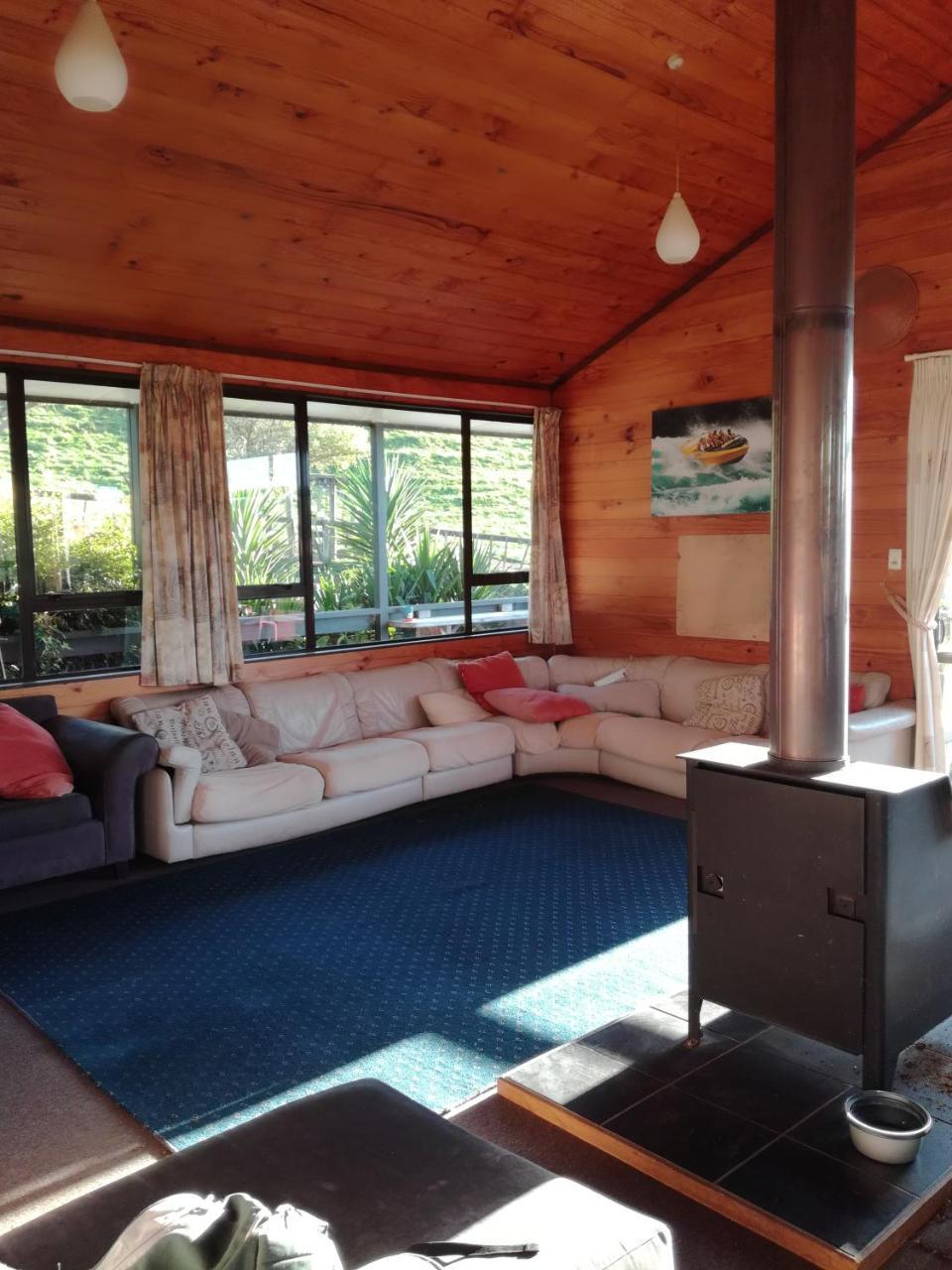 Junohall Backpackers Cavernas de Waitomo Exterior foto